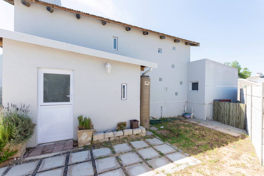 2 Bedroom Property for Sale in Laaiplek Western Cape